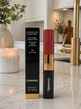 CHANEL Le Rouge Duo Ultra Tenue Liquid Lip Colour – 48 Soft Rose 💄✨